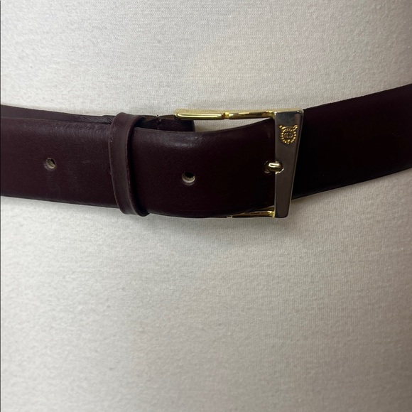 Christian Dior Genuine Eggplant Colored Leather Belt w/Goldtone Buckle 75/30 XS main image 6